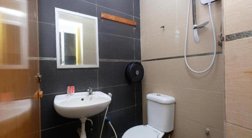 Oyo 1190 Nice Stay Hotel Raub Bagian luar foto